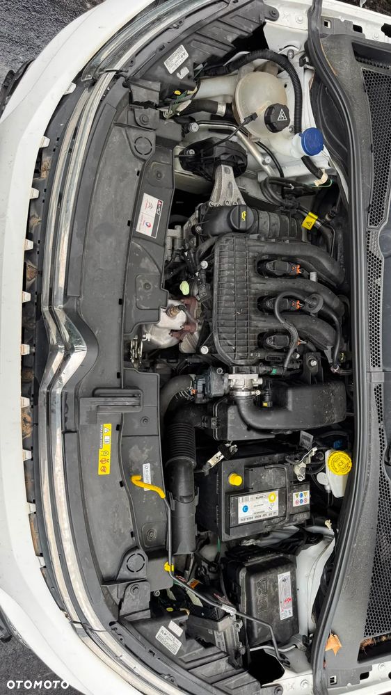 Citroën C3 1.2 PureTech Shine - 6