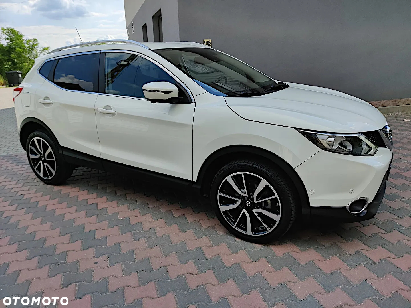 Nissan Qashqai 1.6 DIG-T Tekna+ - 16