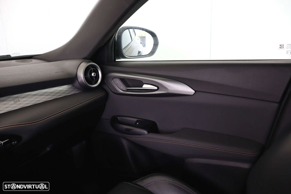 Alfa Romeo Tonale 1.5 Hybrid Sprint - 30