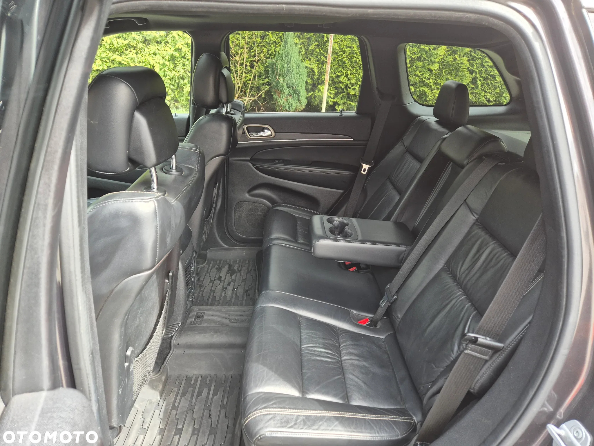 Jeep Grand Cherokee - 13