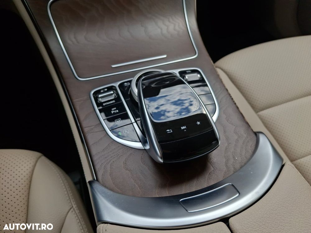 Mercedes-Benz GLC 250 d 4MATIC 9G-TRONIC - 29