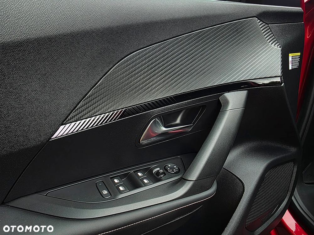 Peugeot 2008 Hybrid 145 e-DSC Allure - 25