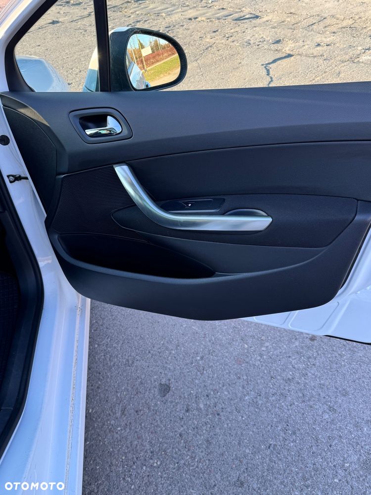 Peugeot 308 120 VTi Allure - 15