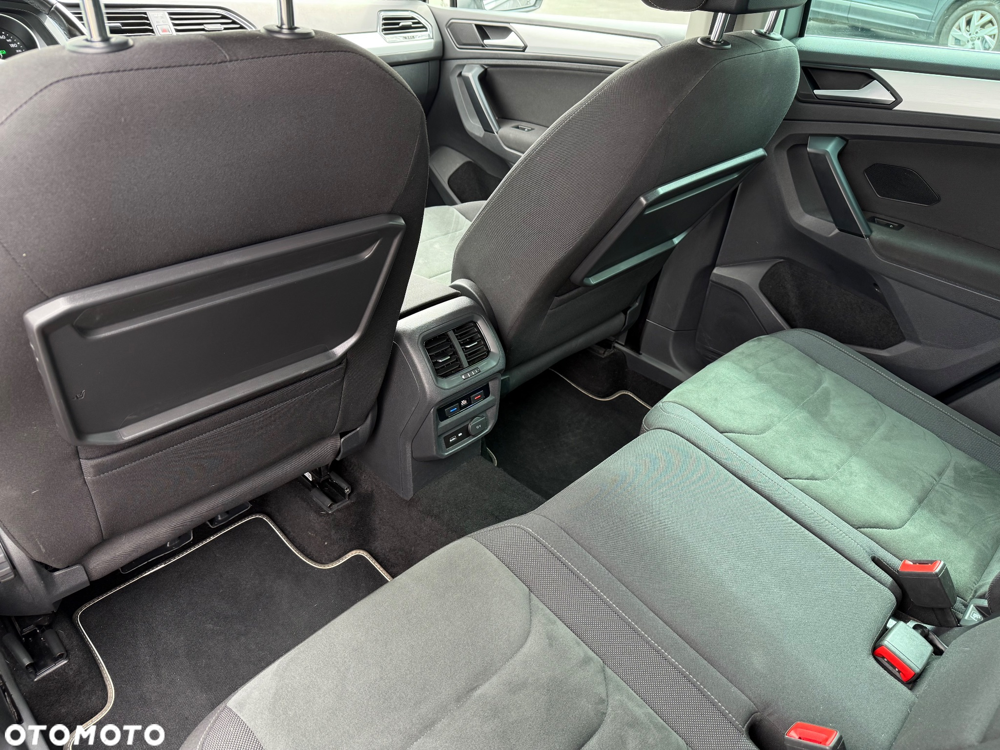 Volkswagen Tiguan 2.0 TSI 4Mot Comfortline DSG - 26
