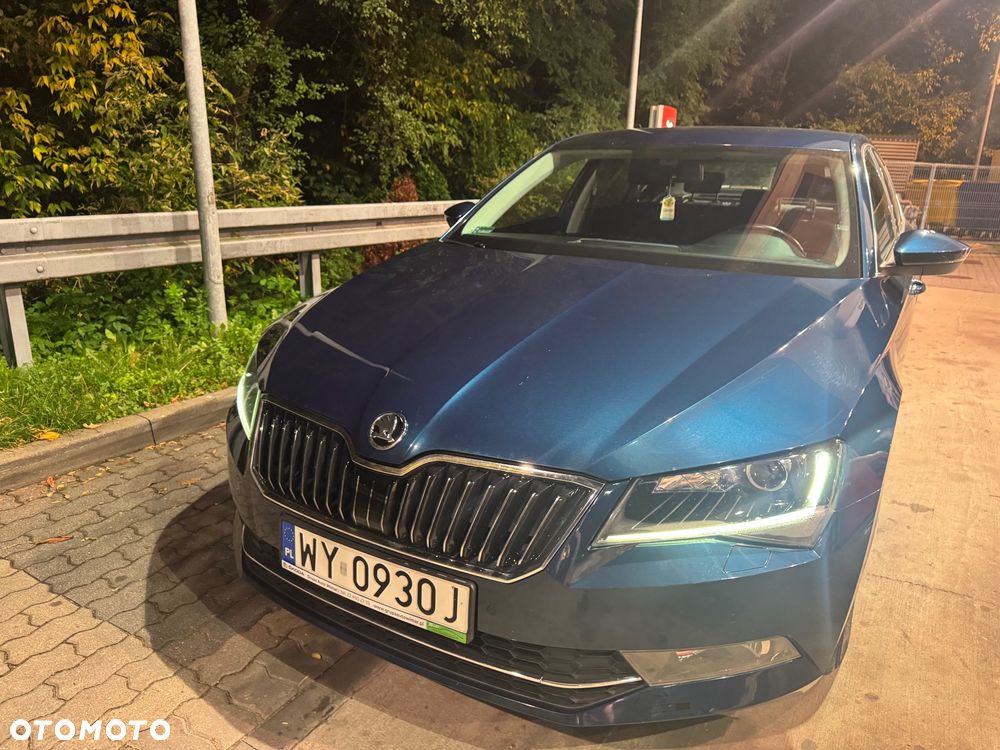 Skoda Superb 2016 photo 5