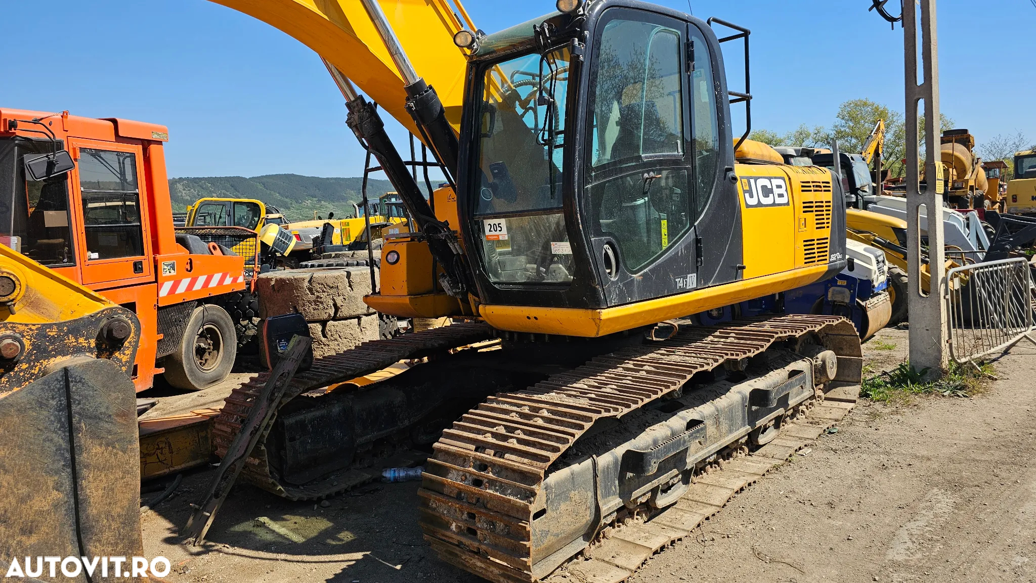 JCB JS 210 Excavator pe șenile - 10