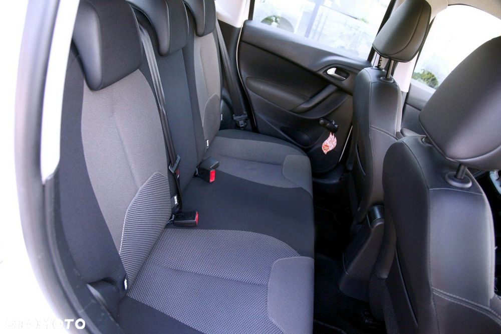 Citroën C3 1.2 PureTech Live - 16