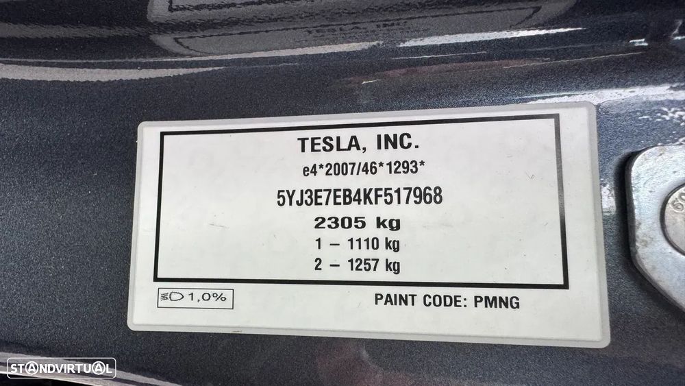 Tesla Model 3 Long-Range Dual Motor AWD - 33