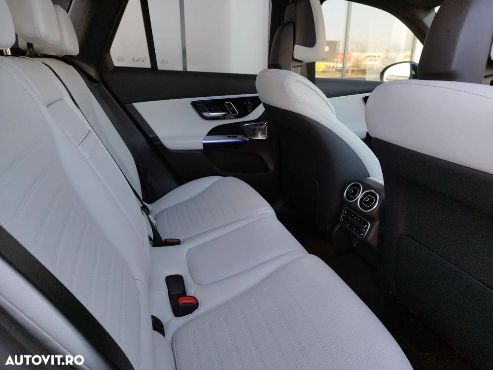 Mercedes-Benz GLC - 15