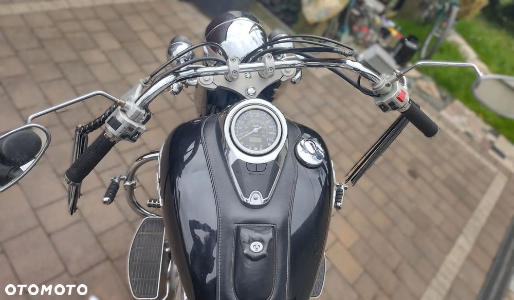 Suzuki VL 800 Volusia - 4
