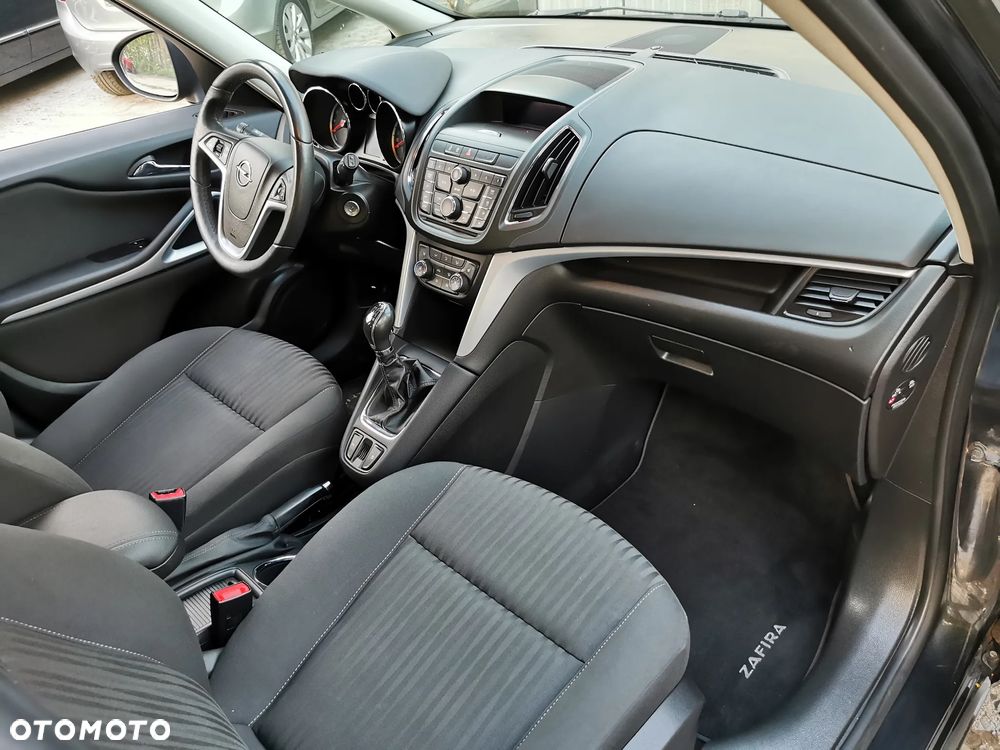 Opel Zafira 1.4 Turbo Edition - 24
