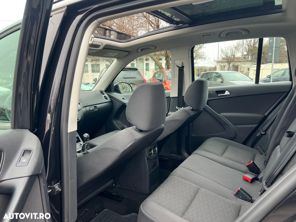 Volkswagen Tiguan 2.0 TDI SCR BlueMotion Technology Sport & Style - 14