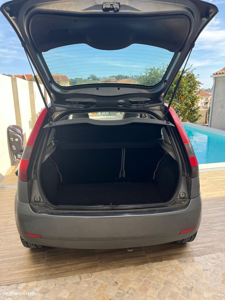 Ford Fiesta 1.4 TDCI Ghia - 5