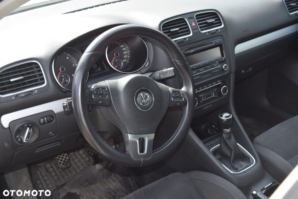 Volkswagen Golf 2.0 TDI Highline - 16