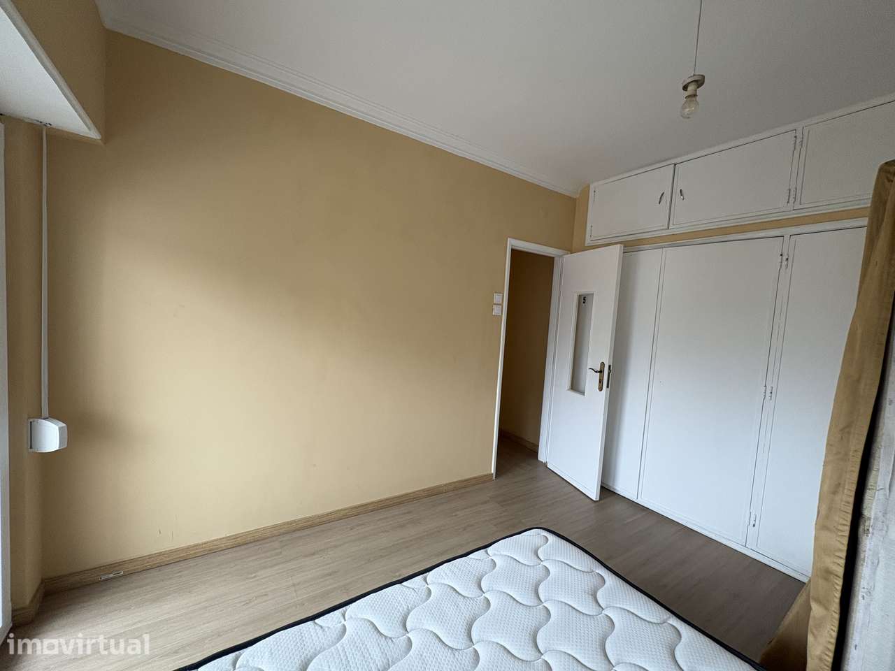 Quarto individual para Arrendamento – Setúbal | Avenida Jaime Cortesão - Grande imagem: 4/14
