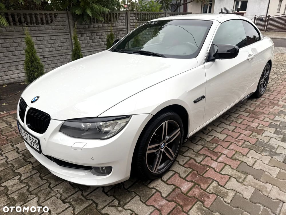 BMW Seria 3 320i Cabrio - 2