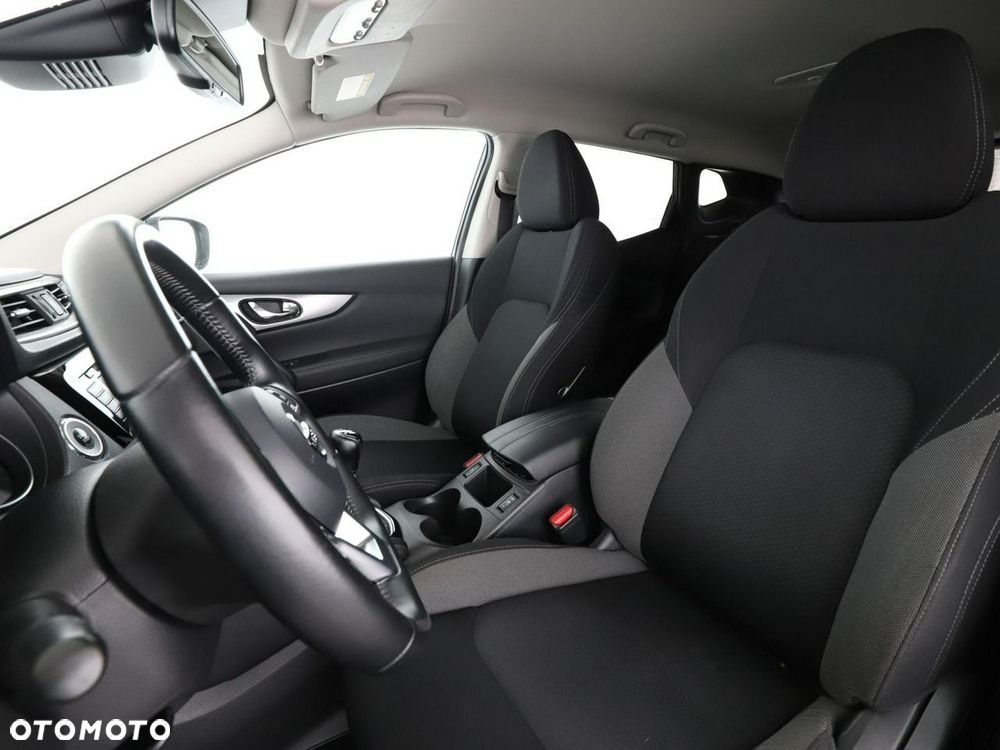 Nissan Qashqai 1.3 DIG-T N-Connecta - 14