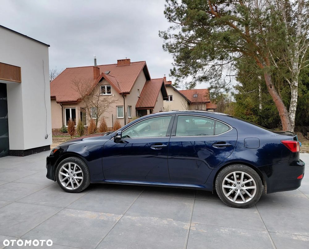 Lexus IS 200 D Prestige - 3