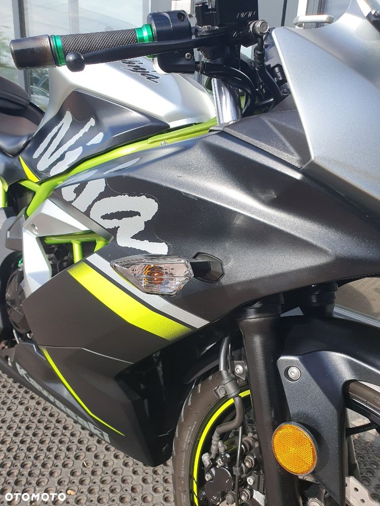 Kawasaki Ninja - 24
