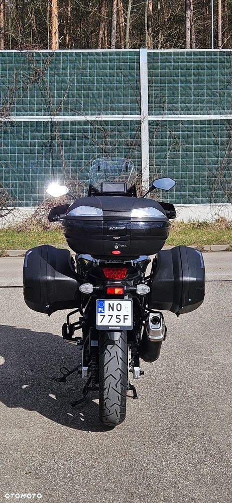 Suzuki V-STROM - 9