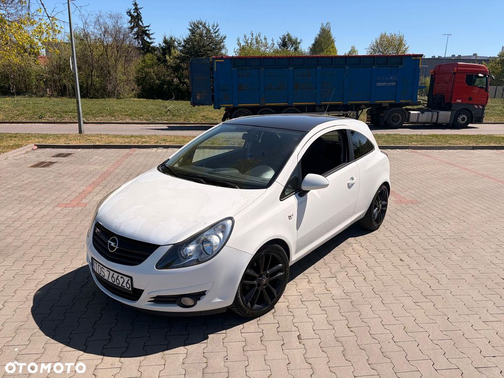 Opel Corsa 1.4 16V Color Edition - 1
