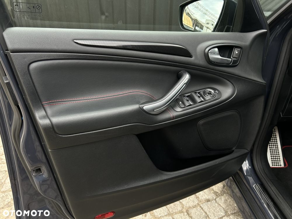 Ford S-Max 2.0 EcoBoost ST-Line - 25