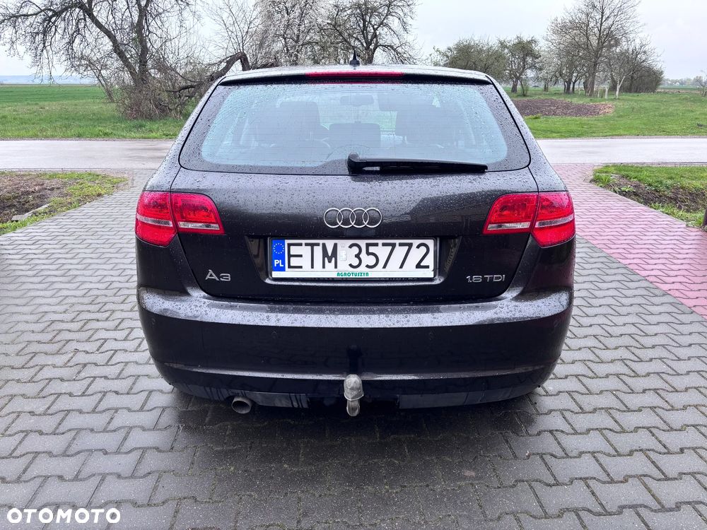 Audi A3 Sportback - 8