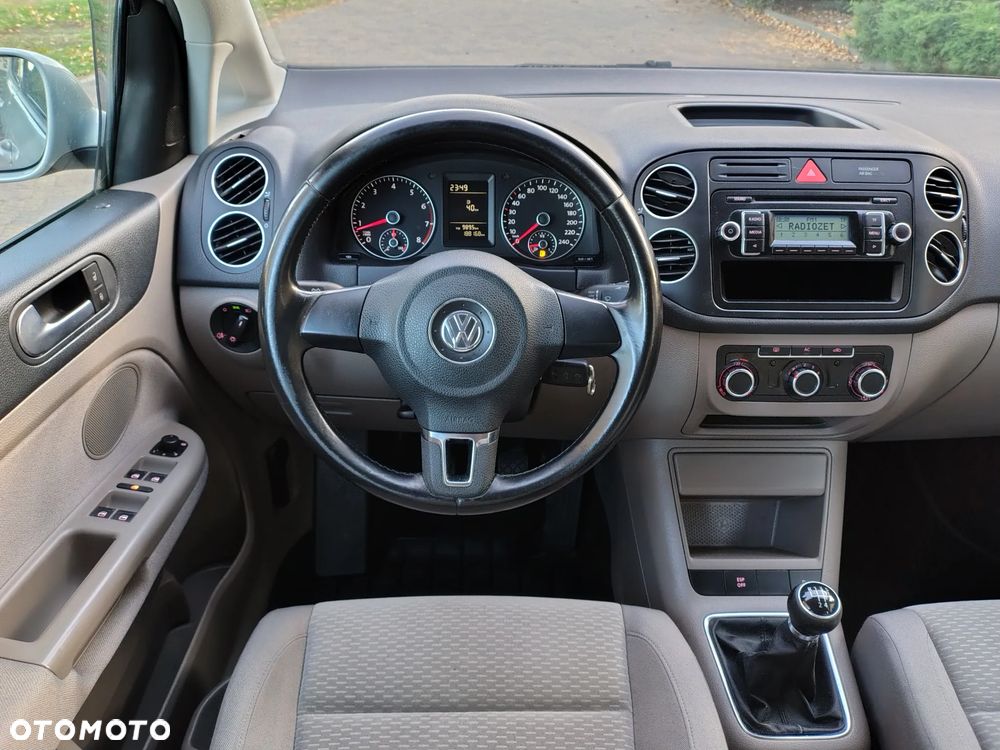 Volkswagen Golf Plus 1.6 Comfortline - 12