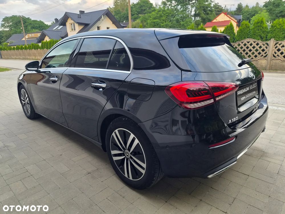 Mercedes-Benz Klasa A 180 7G-DCT Special Edition - 8