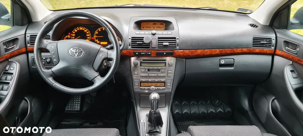 Toyota Avensis 1.8 VVT-i Executive - 7