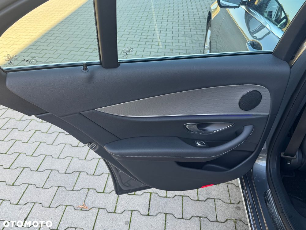 Mercedes-Benz Klasa E 200 9G-TRONIC Avantgarde - 24