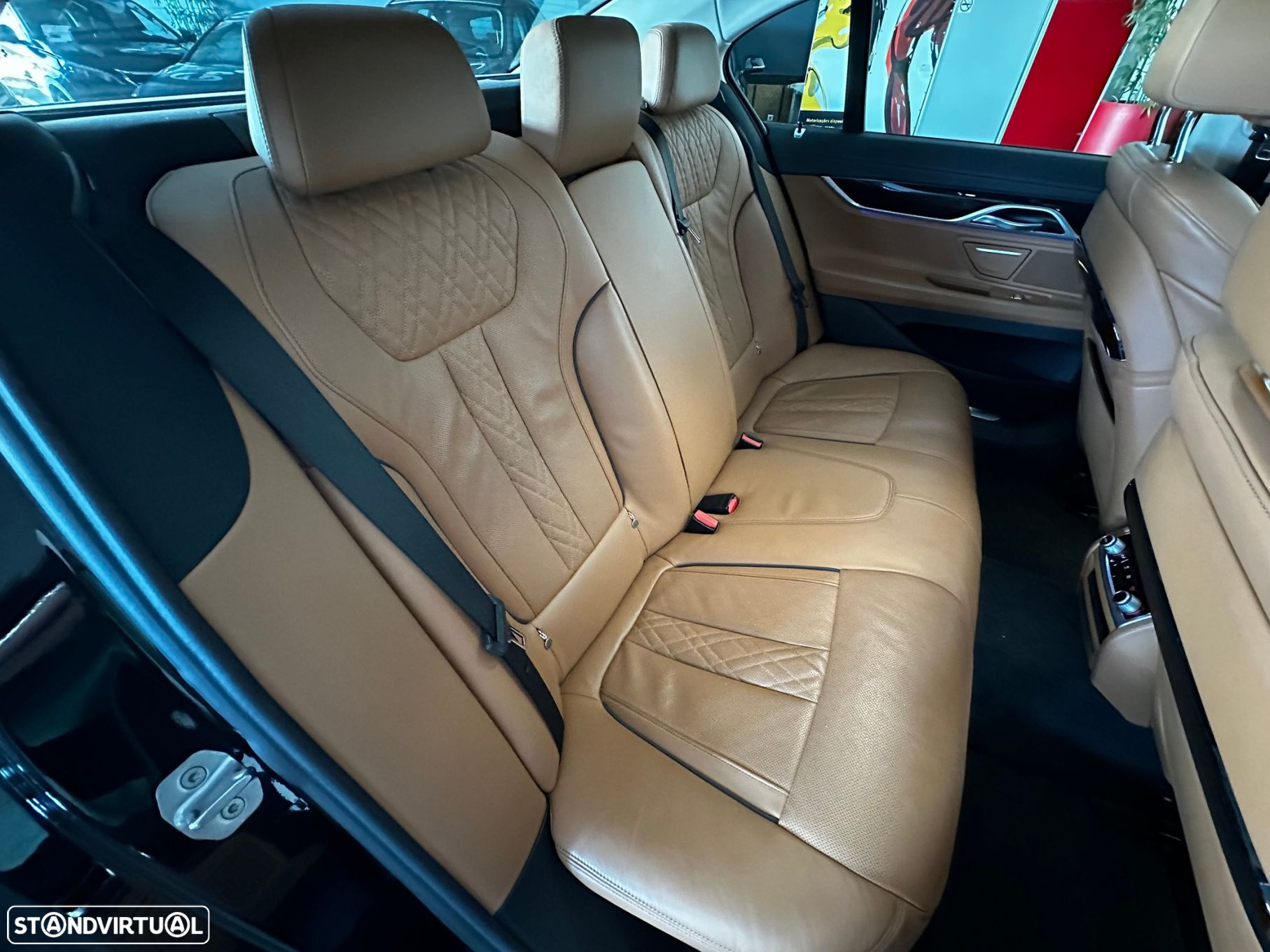 BMW 740 - 35