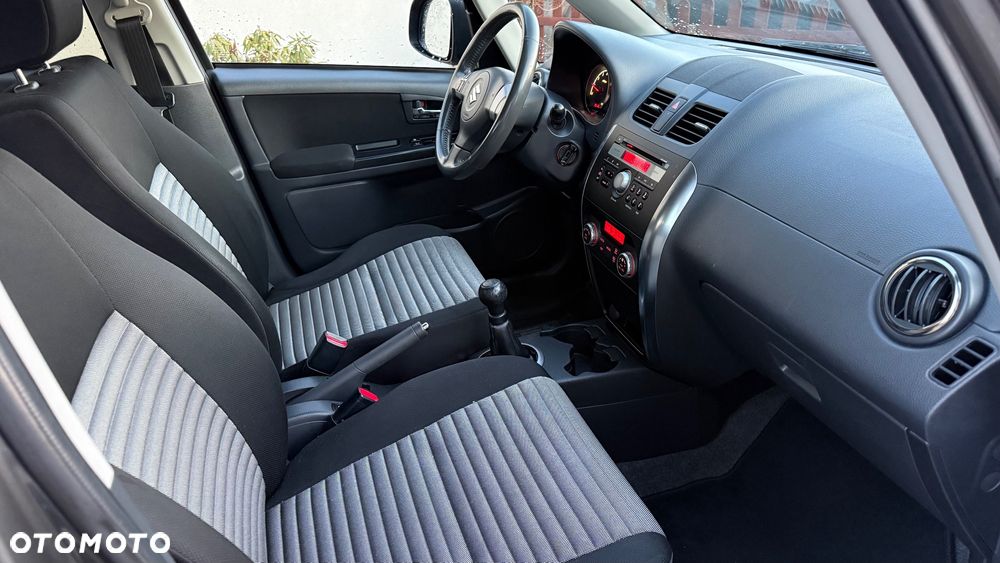 Suzuki SX4 1.6 VVT 4x2 Comfort - 8