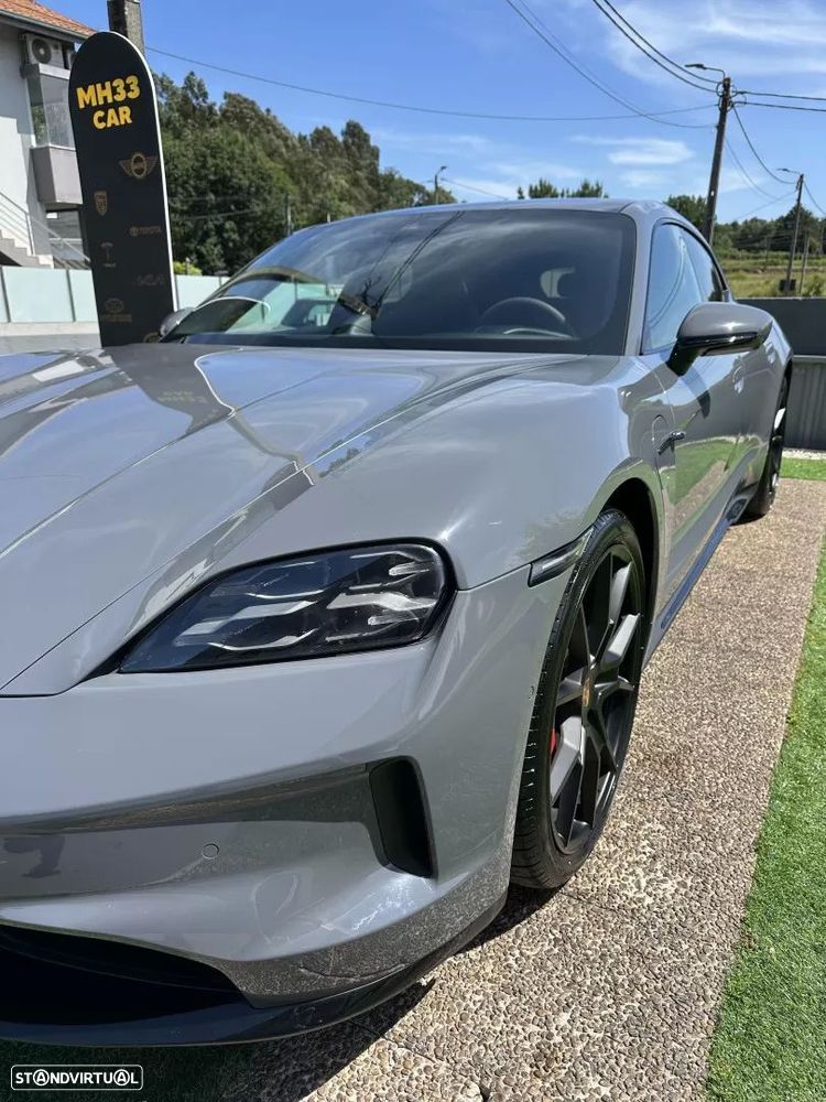 Porsche Taycan Sport Turismo GTS - 7