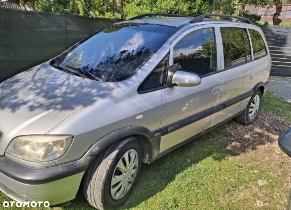Opel Zafira 1.8 16V Comfort - 3