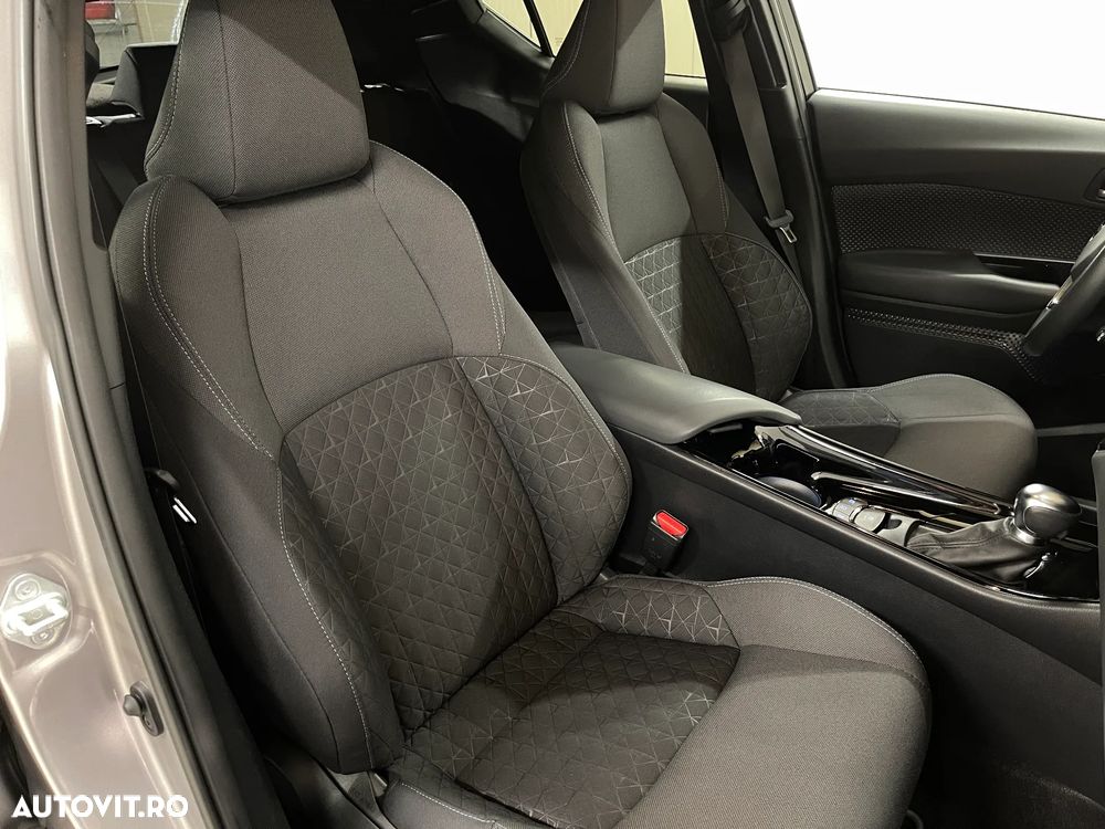 Toyota C-HR 2.0 HSD 184 CP 4x2 CVT C-ult Style - 9