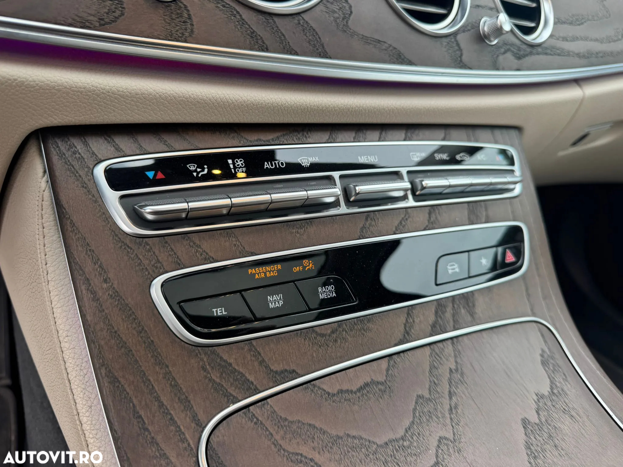 Mercedes-Benz E 220 d 4MATIC Aut. - 15