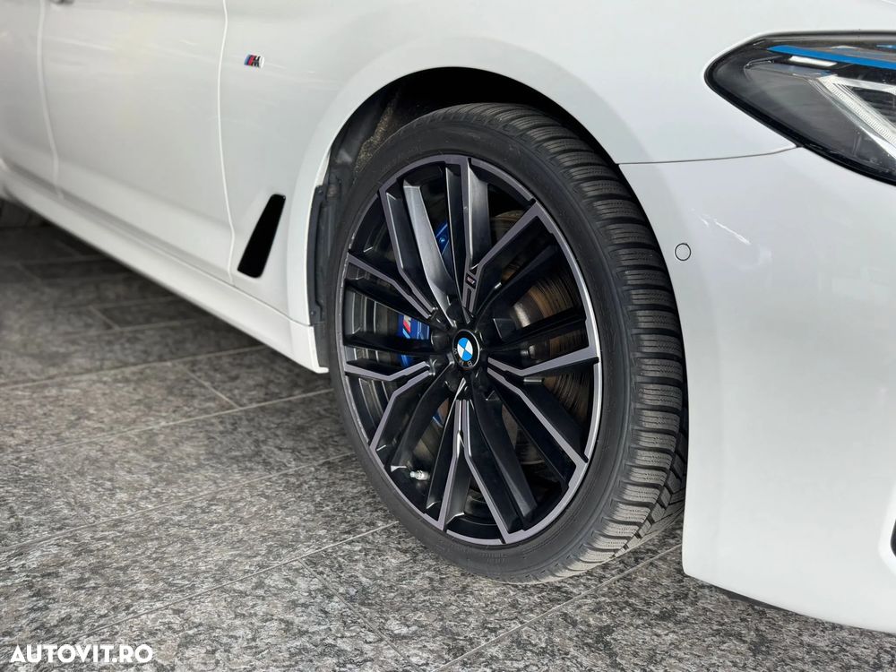 BMW Seria 5 530d xDrive Aut. M Sport Edition - 7