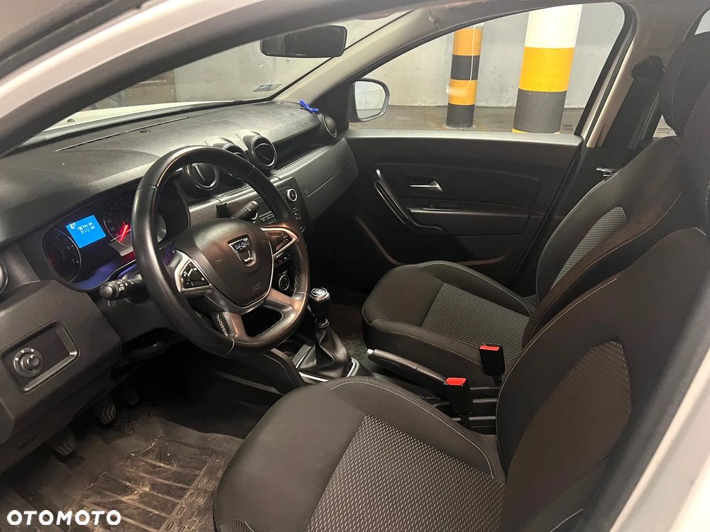 Dacia Duster 1.5 Blue dCi Essential 4WD EU6d - 13