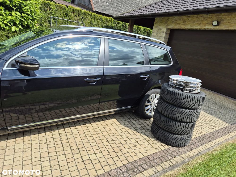 Volkswagen Passat - 13