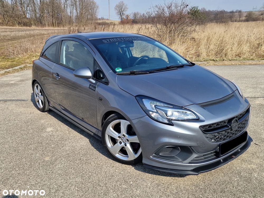 Opel Corsa 1.6 Turbo OPC - 2