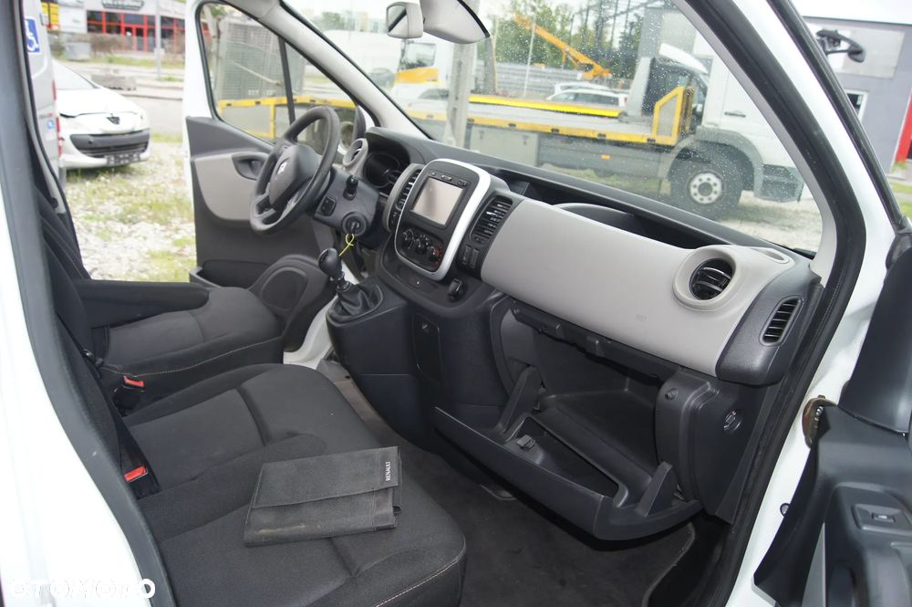 Renault TRAFIC - 21