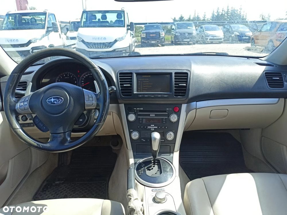 Subaru Outback - 7