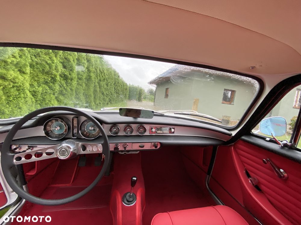 Volvo P1800 - 8