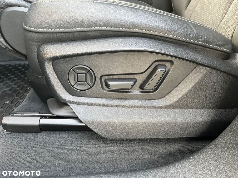 Audi Q8 50 TDI mHEV Quattro Black Edition Tiptronic - 25