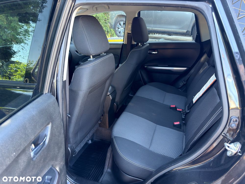 Suzuki Vitara 1.4 Boosterjet SHVS Premium 2WD - 23