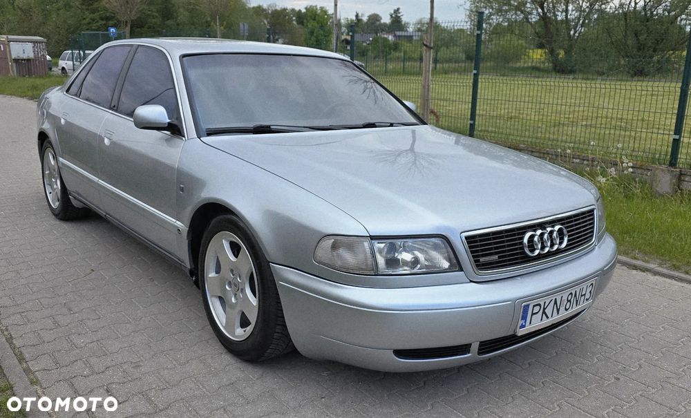 Audi A8 - 30