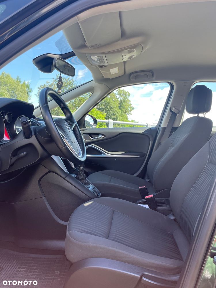 Opel Zafira - 15