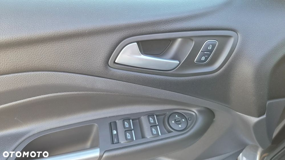 Ford Kuga 2.0 TDCi 4x4 Titanium - 21