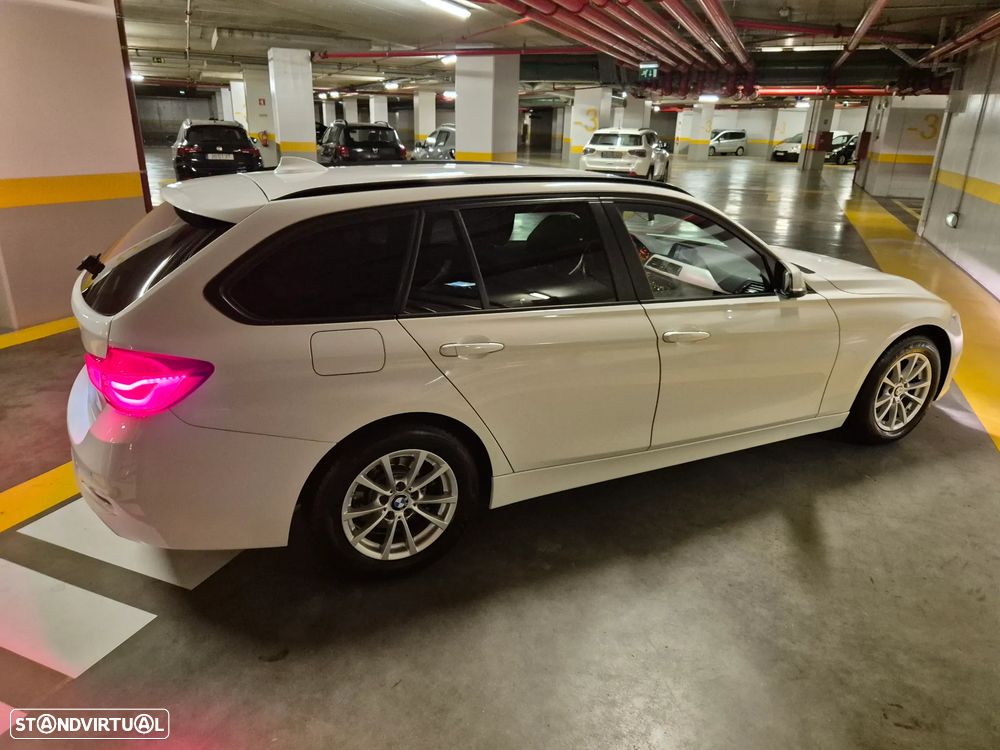 BMW 318 d Auto - 13